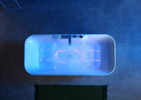 Βαθιά βρύση Εργονομική μπανιέρα με ένα LED με ενσωματωμένο μαξιλάρι